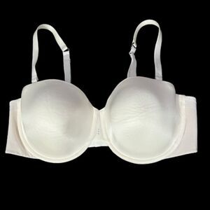 NWT Victorias Secret BIOFIT Multi-way Strapless lightly padded off White Bra 40D